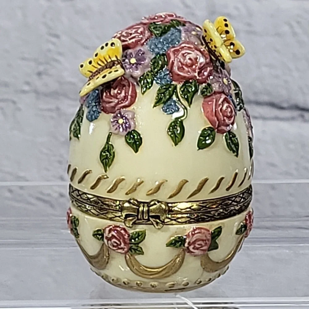 A Special Place Vintage Trinket Box Egg-Shaped Easter Floral‎ Butterflies 2000